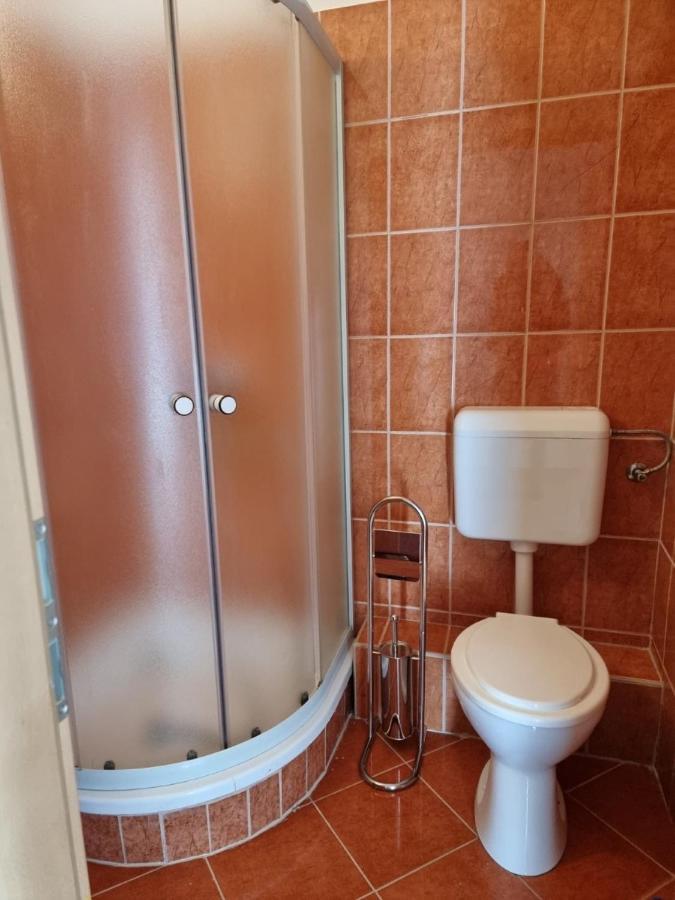 Appartement Bodo Apartman à Miskolc Extérieur photo